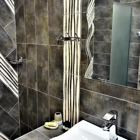 Apartament Vayia *