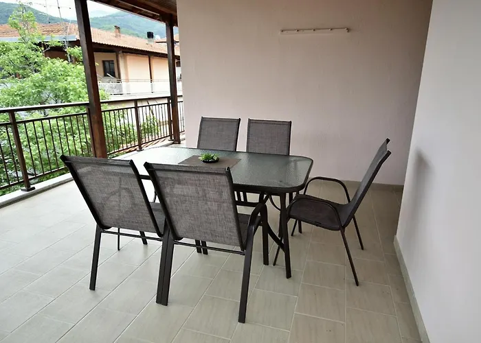 Apartman Vayia *